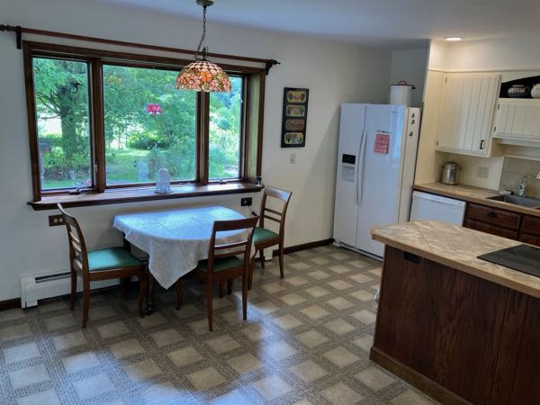 Large Farmhouse Kitchen