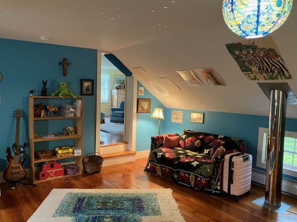 Middle Bedroom